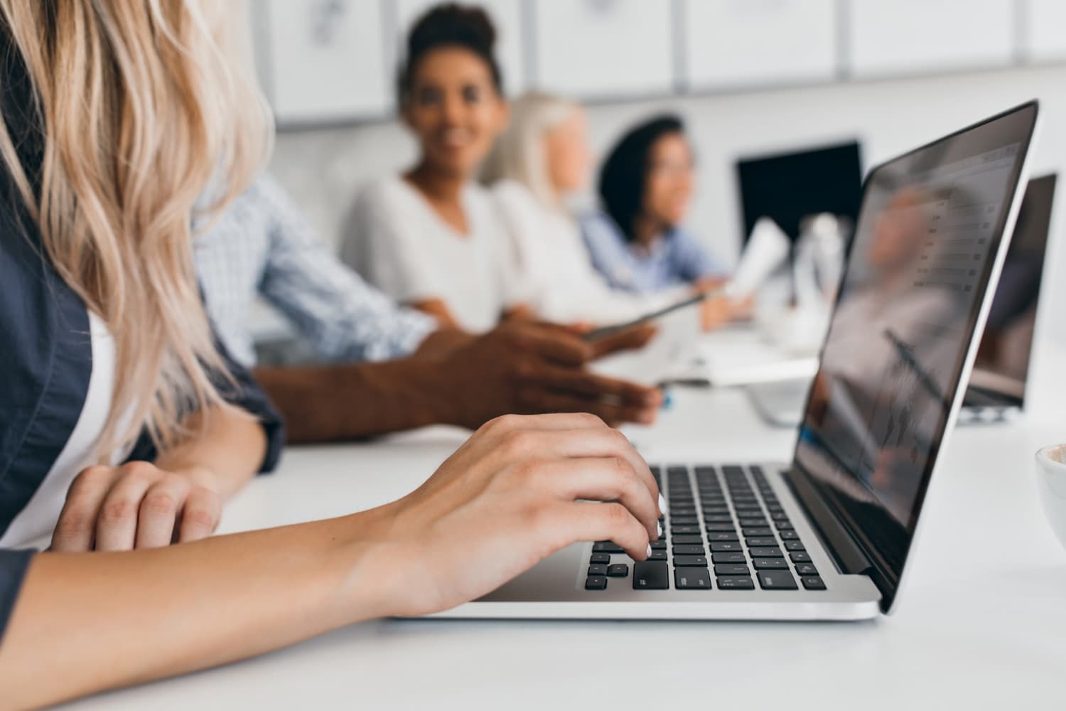 Comparativa de los mejores cursos de manipulador de alimentos online en 2026